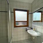 בית נופש Haus 24 Im Ferienpark, Perfekt Fuer Hundeliebhaber, Wanderfreunde Und Naturliebhaber Nieheim