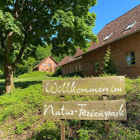 בית נופש Haus 24 Im Ferienpark, Perfekt Fuer Hundeliebhaber, Wanderfreunde Und Naturliebhaber